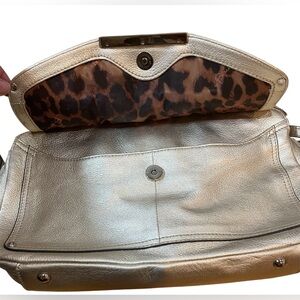 B. Makowsky Leather Purse Champagne Gold